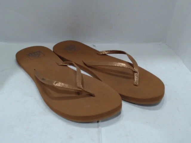 UsedVeryGood_Reef Women's Cushion Slim Sandals, Seashell, 7_Seashell_Sz7