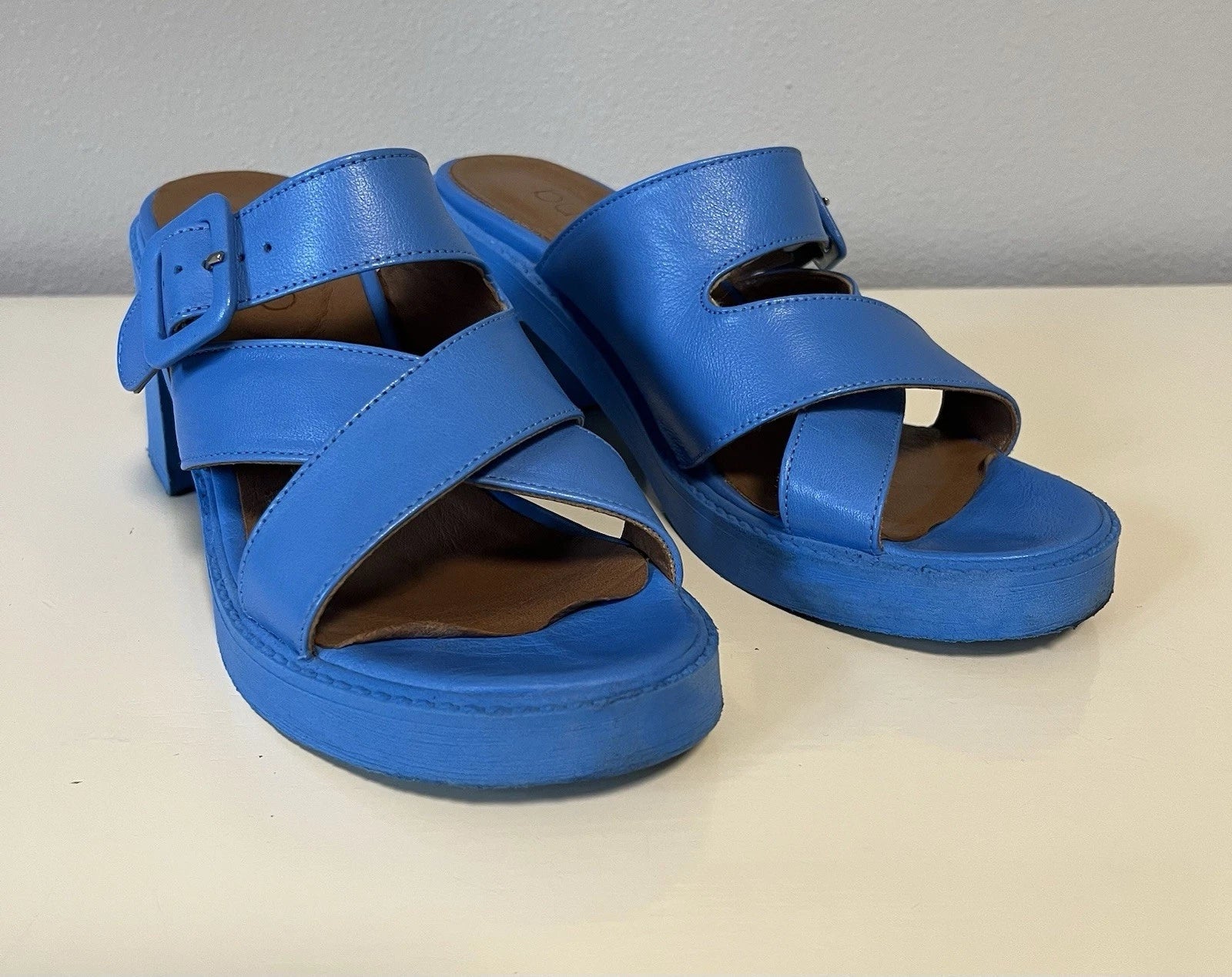 Bueno Leather Heeled Slide Sandals Milan style color blue EU40 US9.5 est 70s mod