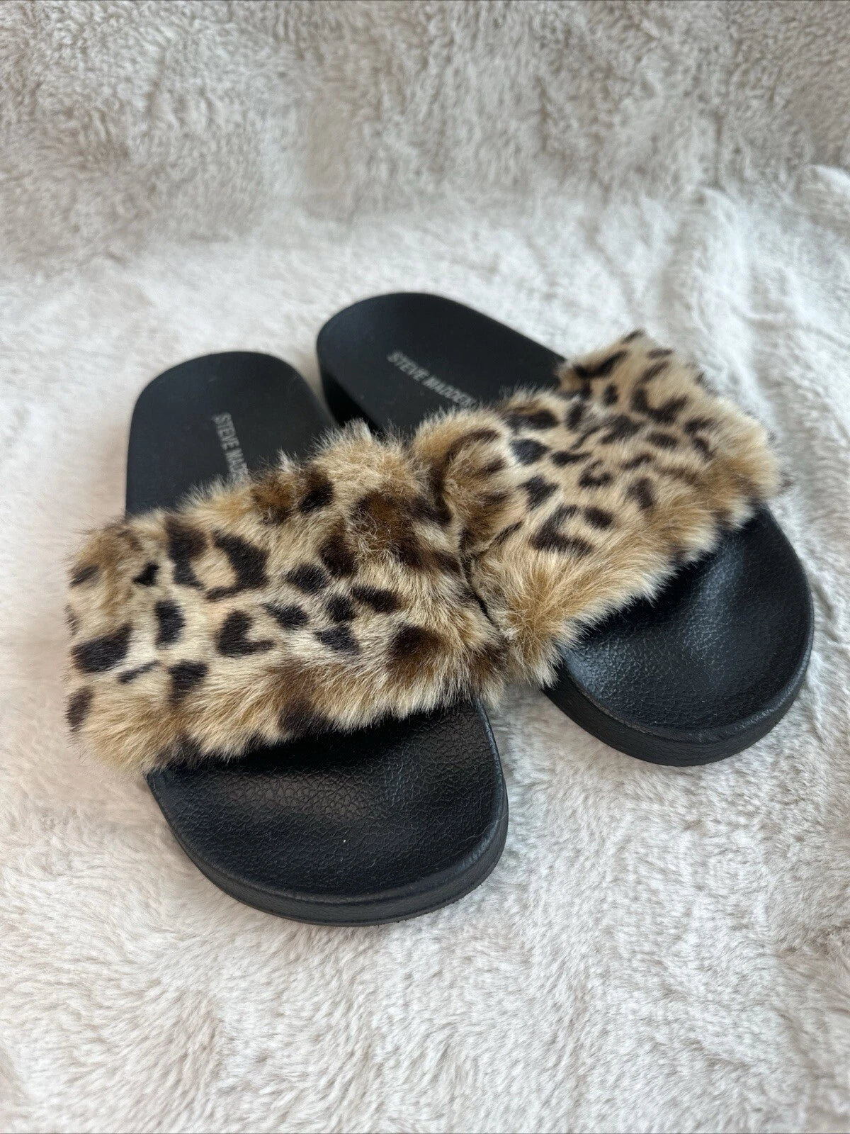 Steve Madden Leopard Faux Fur Slides Rubber Slip On Women’s Size 6 Small Plushy