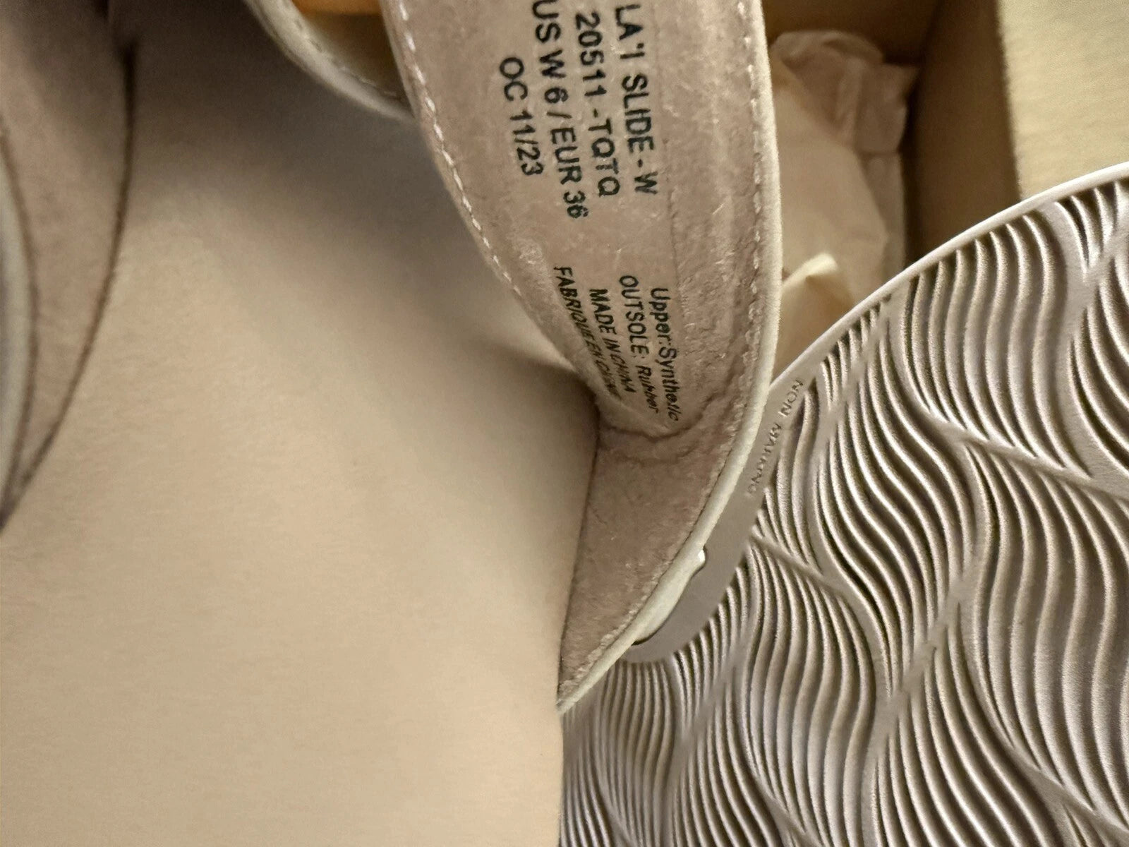 Olukai La’i Taupe Criss Cross Tortiose Shell Buckle Comfort Slide Sandals Size 6