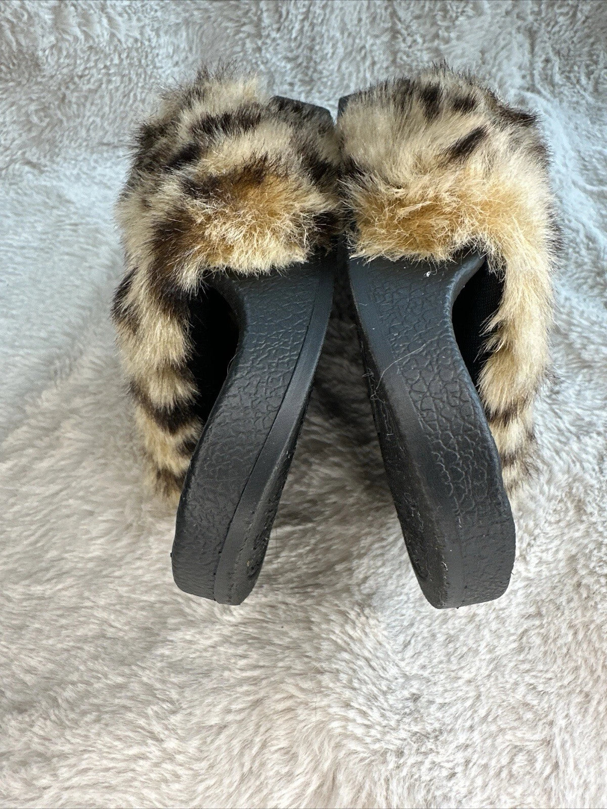 Steve Madden Leopard Faux Fur Slides Rubber Slip On Women’s Size 6 Small Plushy