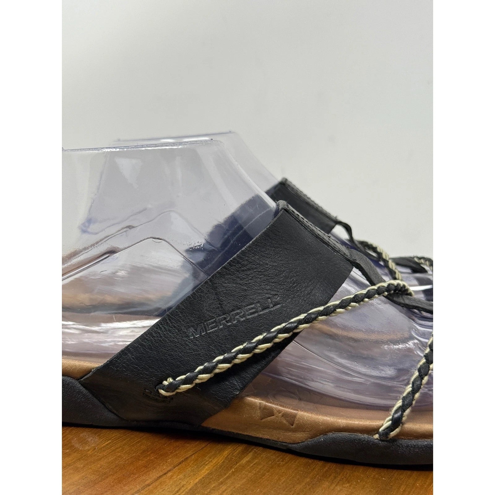 Merrell Amber Black Leather Braided Strap Sandals Women's US 10 Thong