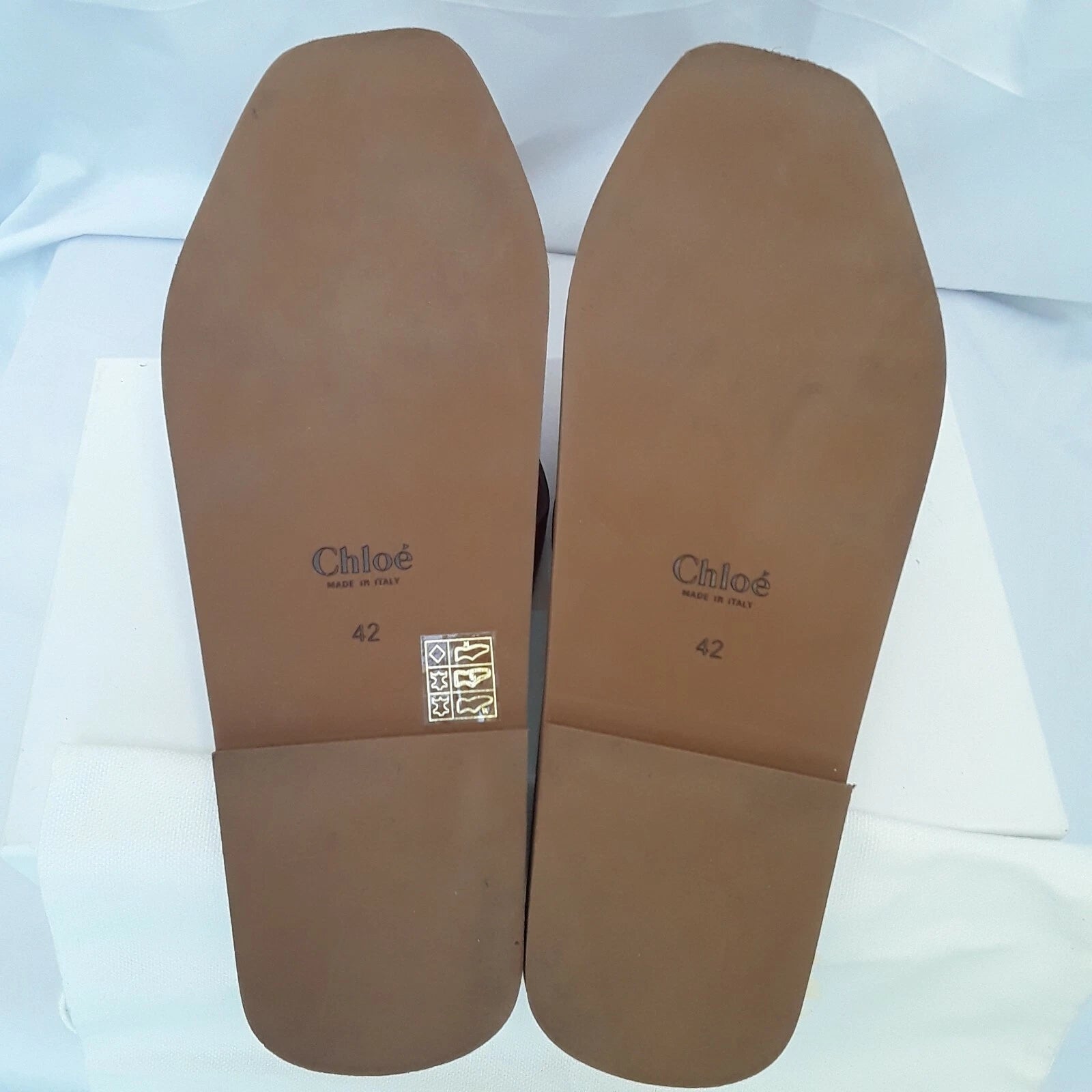 New CHLOE $450 Brick Red Leather Boho Criss Cross Slides Mules Flats Italy EU 42