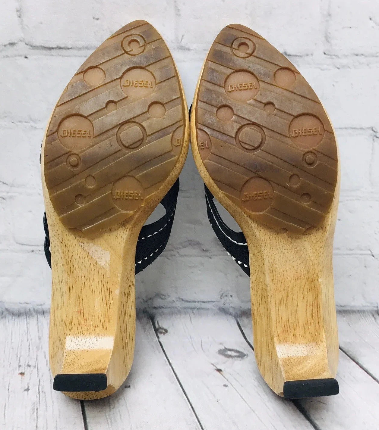 Diesel Black Leather Wooden Heel Slide Sandals Women’s Size 9 Point Toe Strap