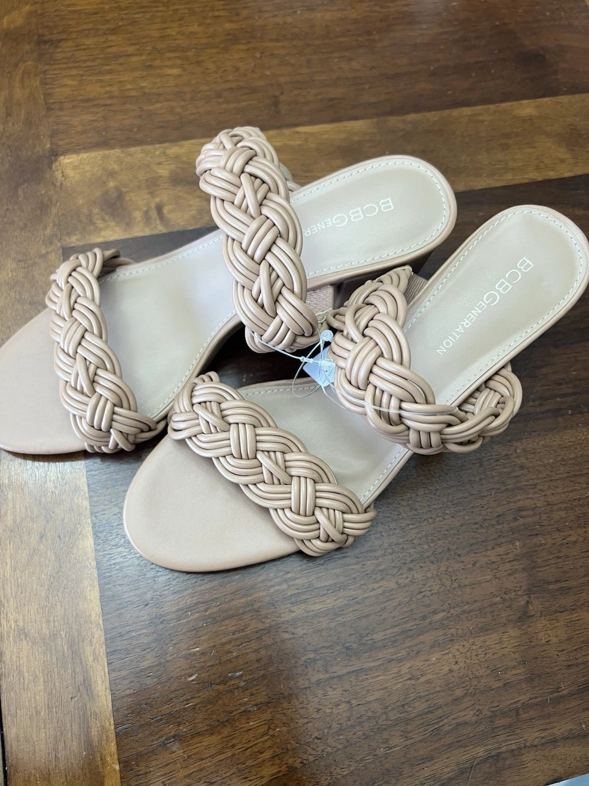 BCBGeneration Sisi Tan Braided Strap Sandals Size 7.5 NWOT