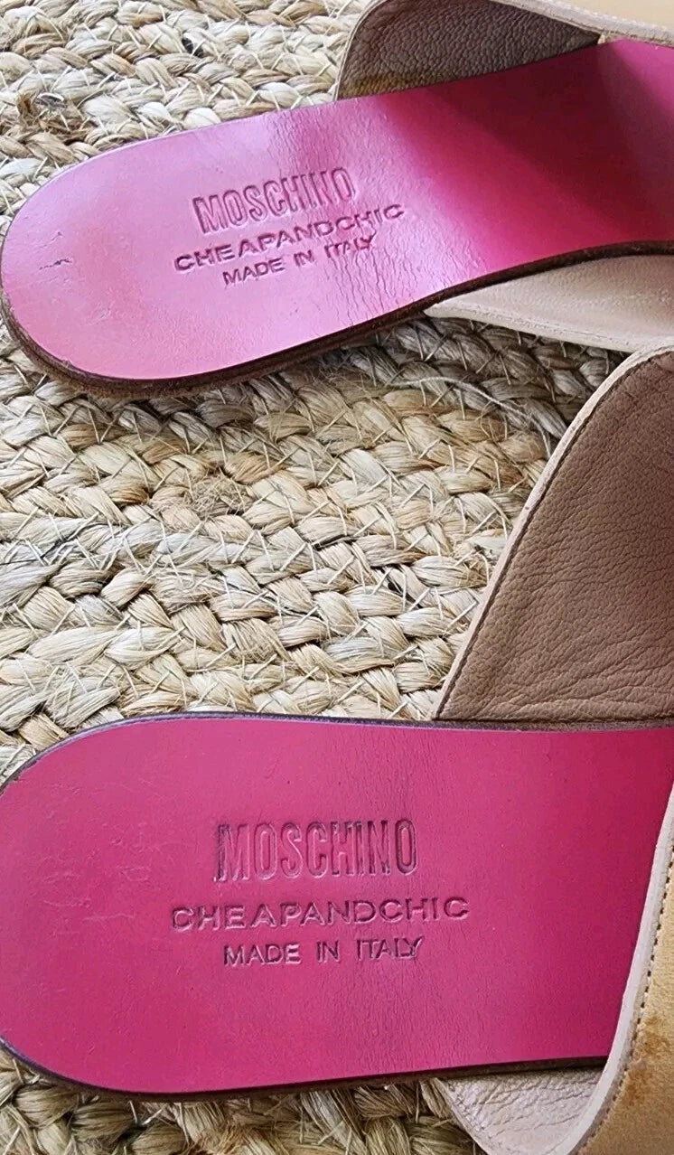 MOSCHINO CHEAP AND CHIC Leather Thong Flip Flops Clear Heart Slides 37 US 7