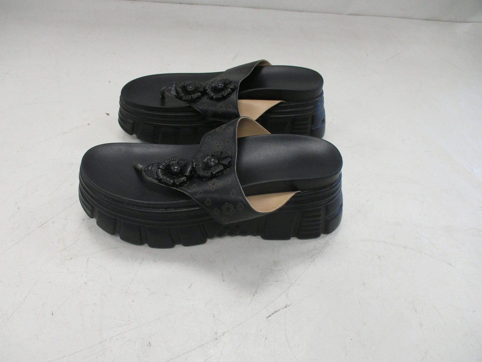 FASHION WOMENS PLATFORM FLIP FLOP SANDALS SIZE 8 BLACK LPN-PM-BJ0382763
