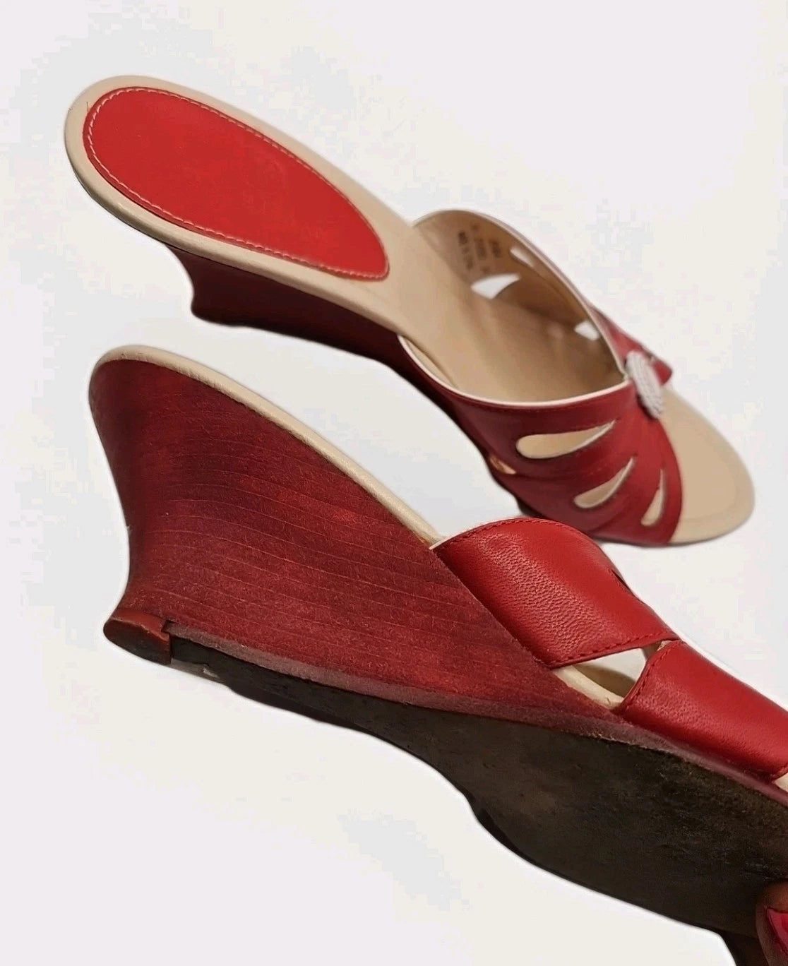 Cole Haan Stunning Leather Kitten Wedge Slides 8.5AA Party Holiday #210