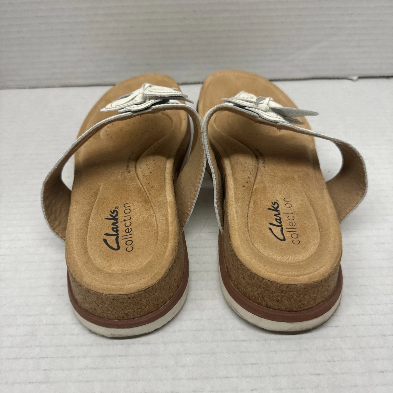 Clarks Women Flip Flop Thong Sandals Sz 8 Brynn Style White Leather