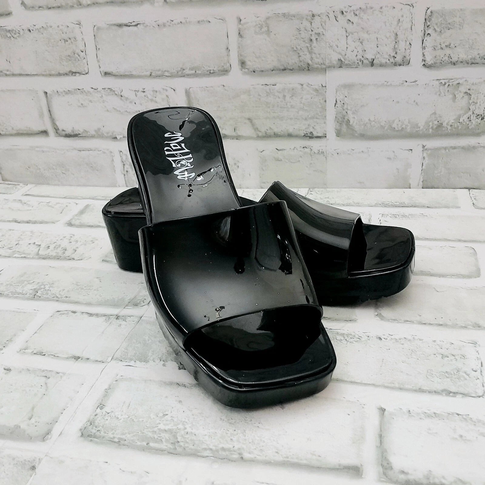 Mad Love Block Heel Mules Sandals Womens Size 6