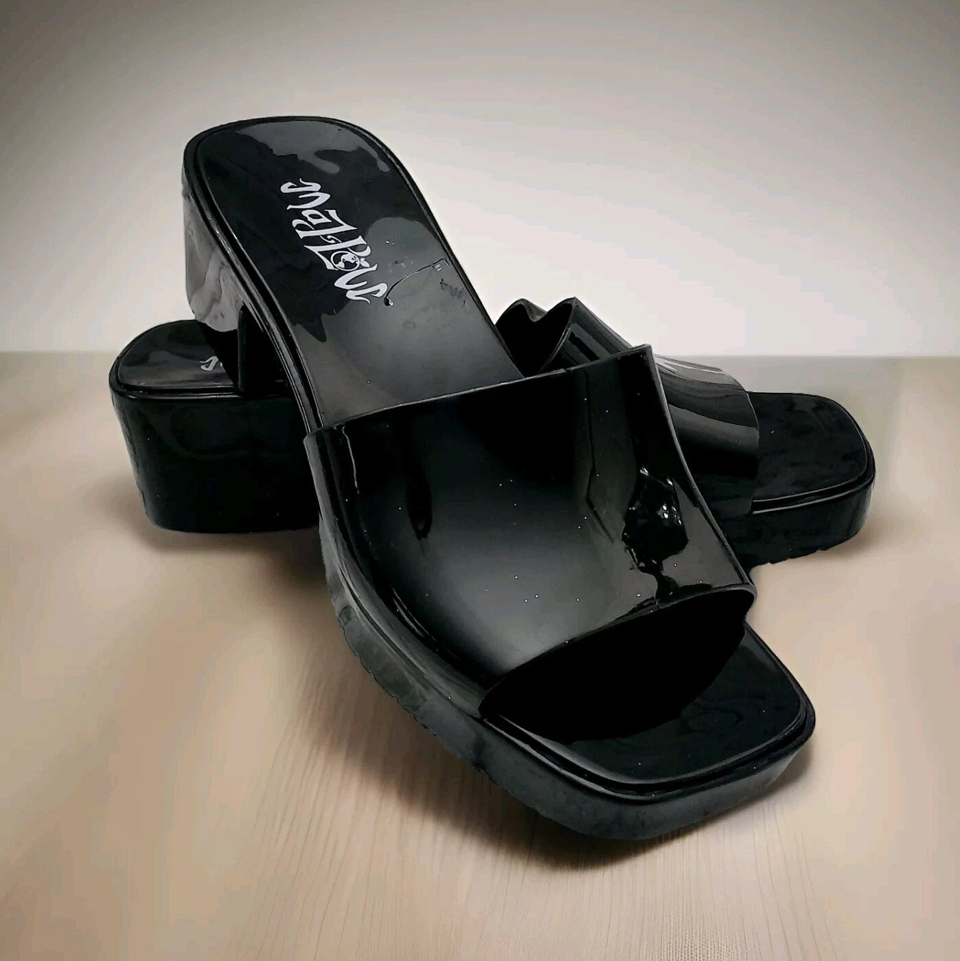 Mad Love Block Heel Mules Sandals Womens Size 6