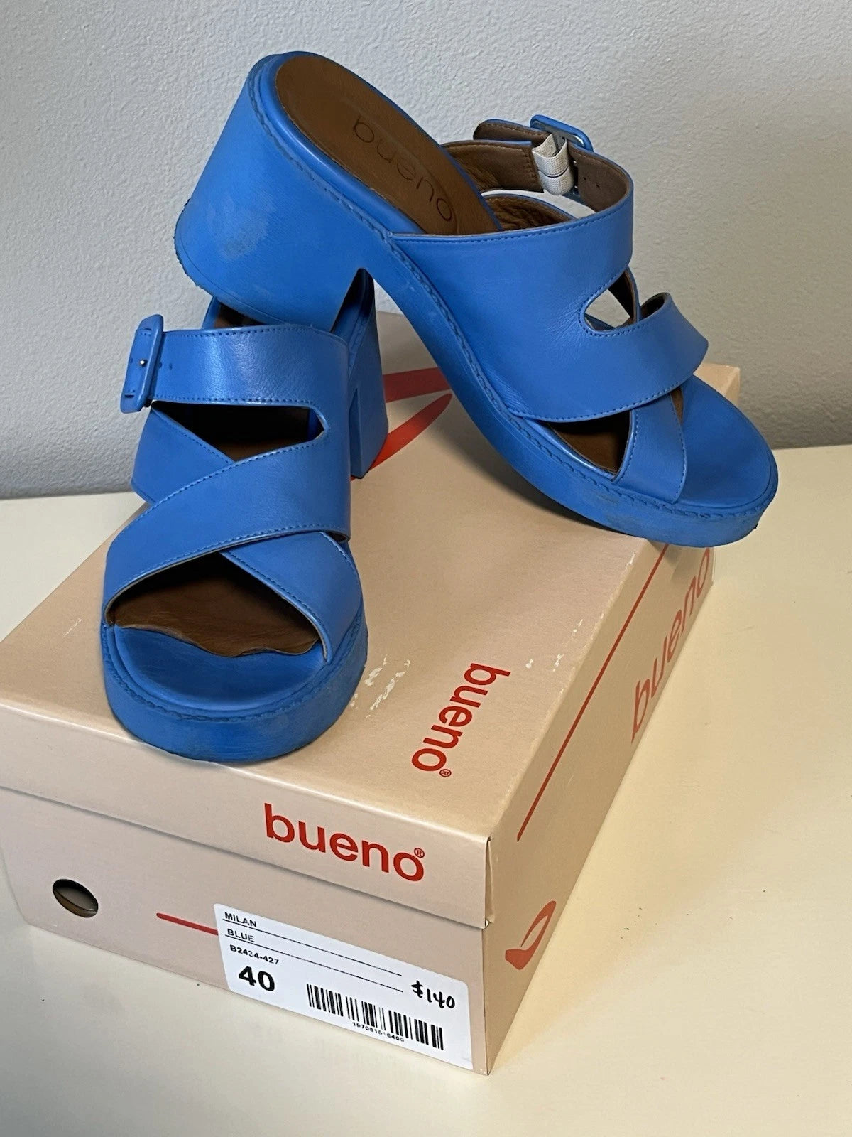 Bueno Leather Heeled Slide Sandals Milan style color blue EU40 US9.5 est 70s mod