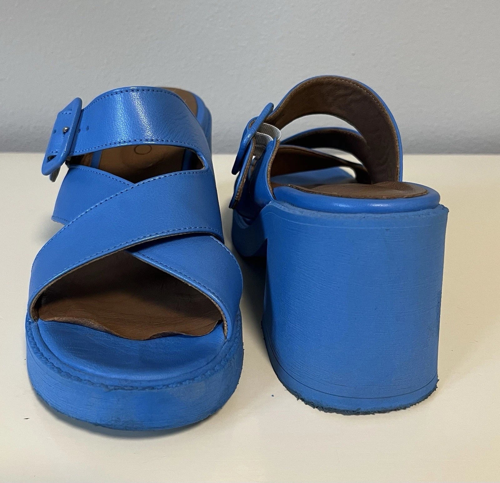 Bueno Leather Heeled Slide Sandals Milan style color blue EU40 US9.5 est 70s mod