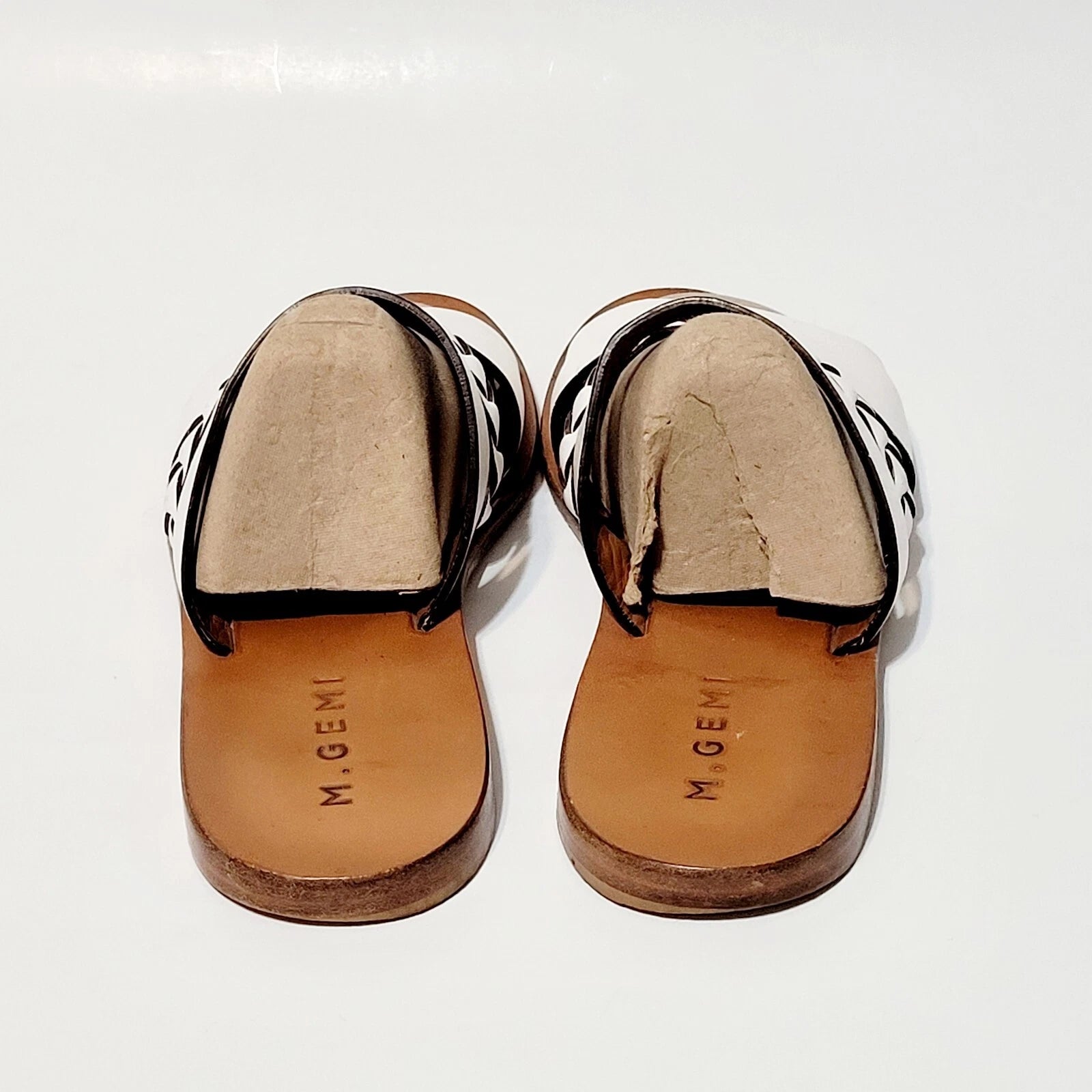 M. Gemi White Leather Flat Braided Strappy Slide Flat Sandals Wms 39EU  8.5-9 US