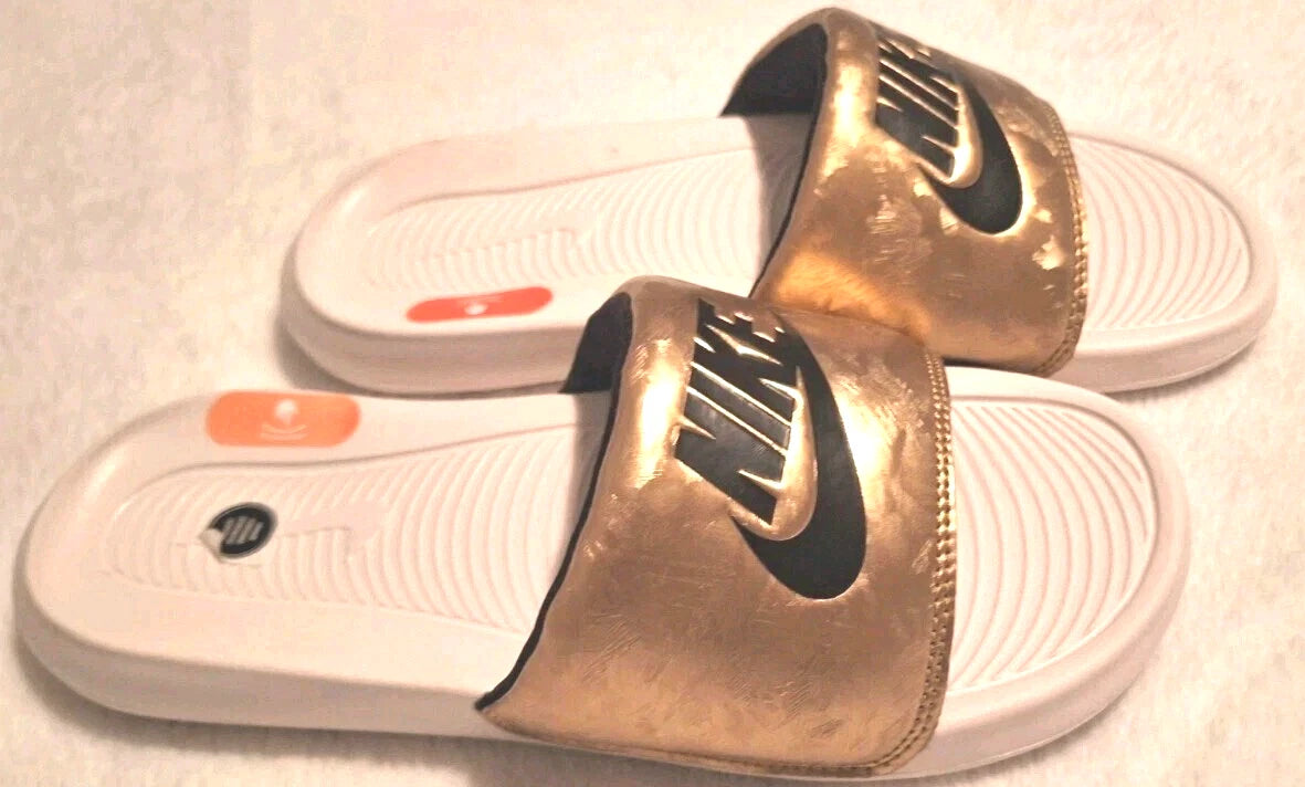 NIKE Logo Victory One Women's Slides Soft Comfort Sandals Metalic Gold Size 8