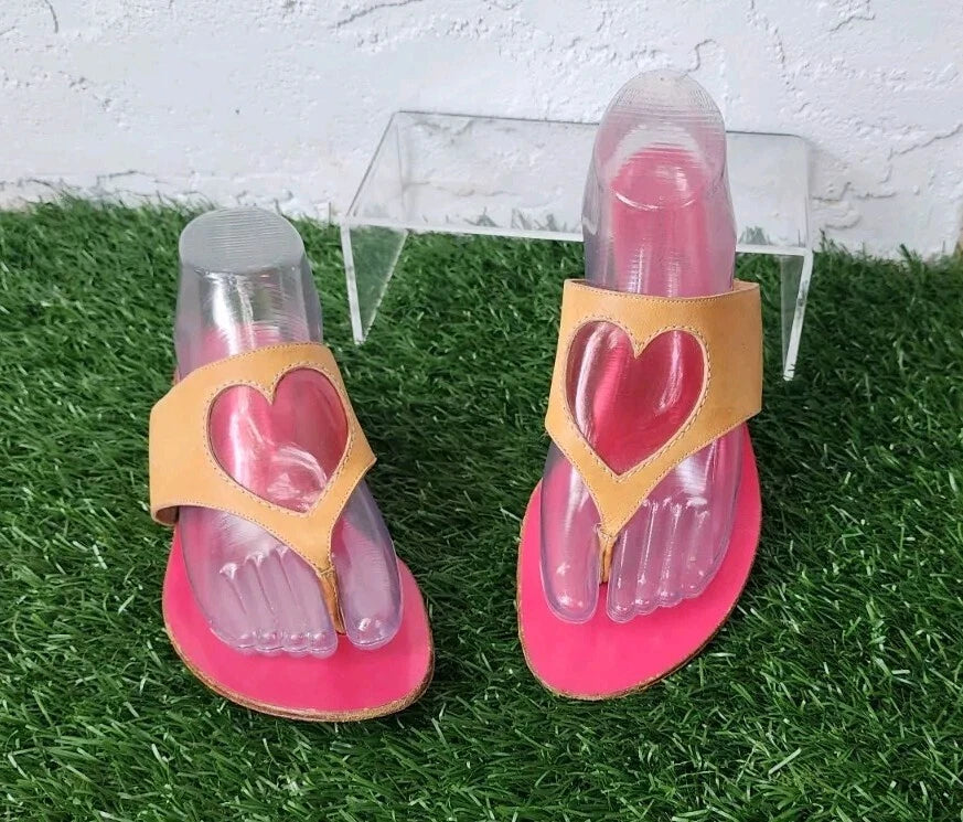MOSCHINO CHEAP AND CHIC Leather Thong Flip Flops Clear Heart Slides 37 US 7