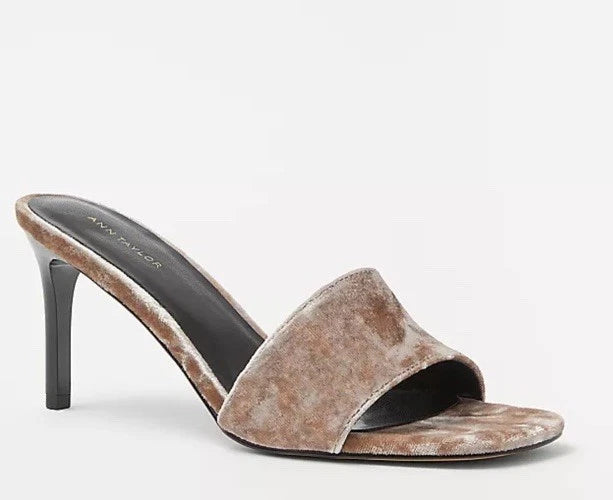 Ann Taylor Women’s Velvet Mule Sandals 3” Stilettos Bronze Size 9, Spring Sexy