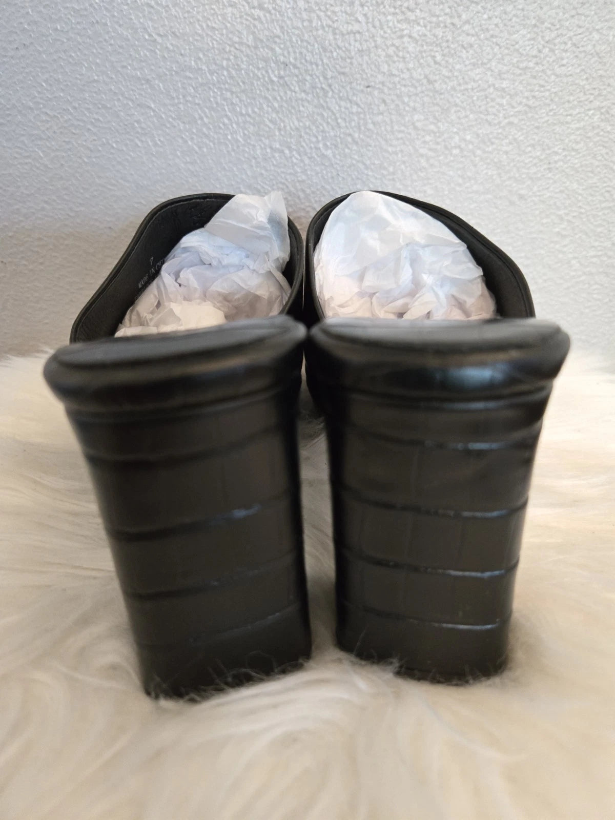 Jeffrey Campbell Women’s Sz 7 Black Leather Caviar Platform Slide  Ret $139.95