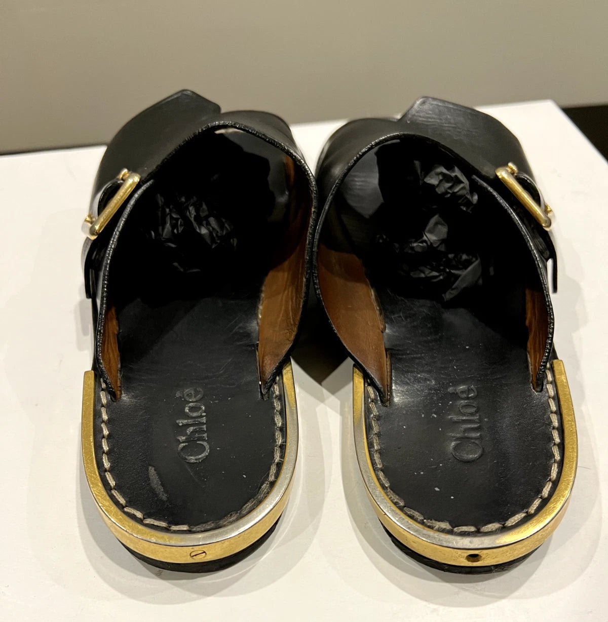 CHLOE Black Leather, 1 Buckle Slides, Sandals, Flats with Gold-tone Trim 36EU/5