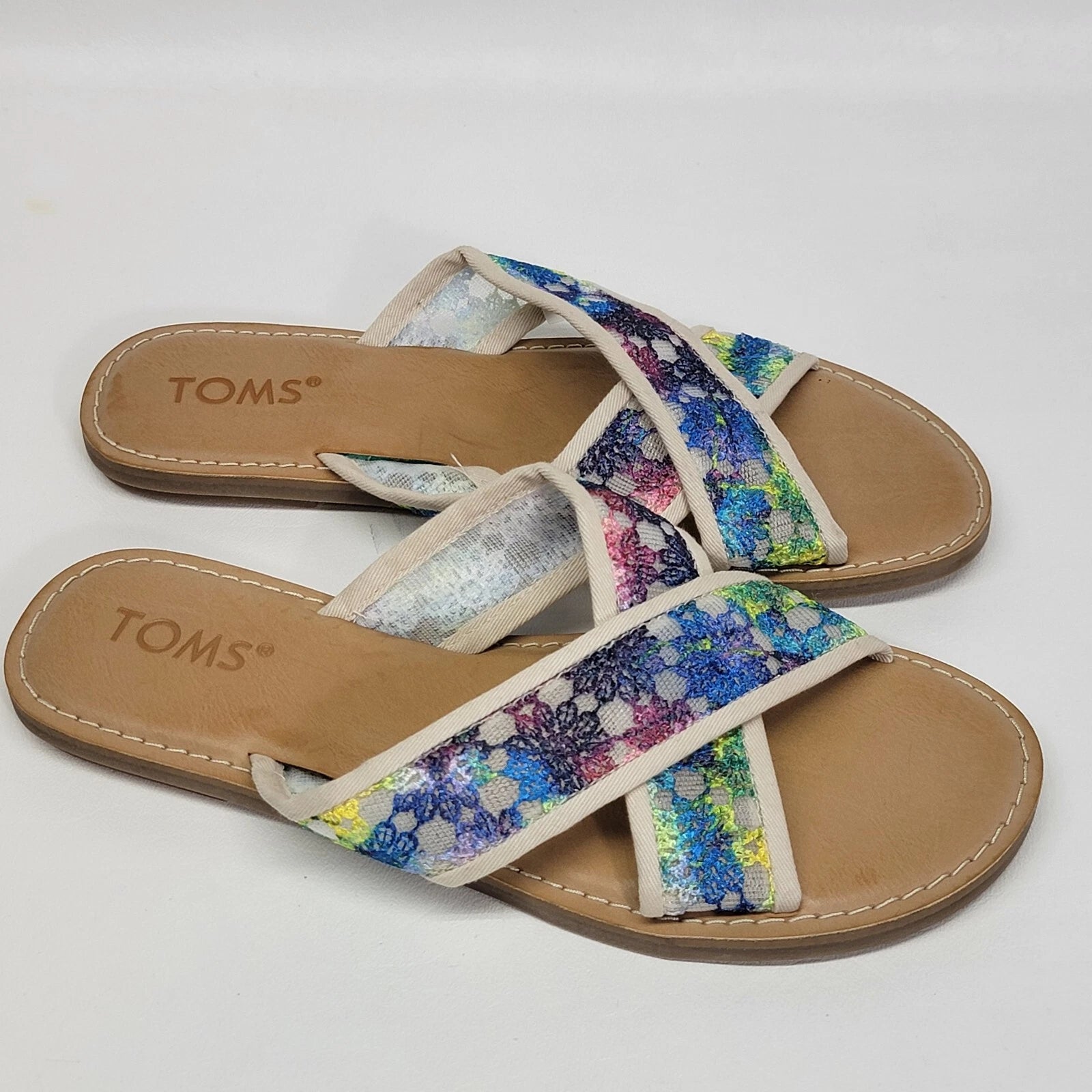 TOMS Viv white Lace Sandals Womens Size 6.5 slides fashion multicolor slip on