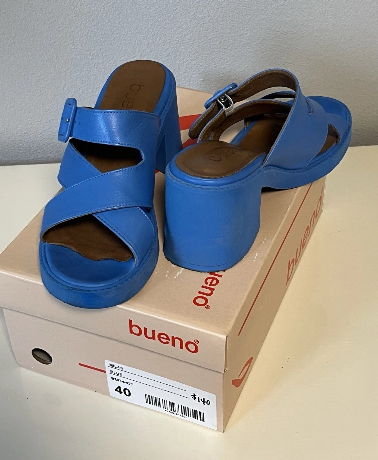 Bueno Leather Heeled Slide Sandals Milan style color blue EU40 US9.5 est 70s mod