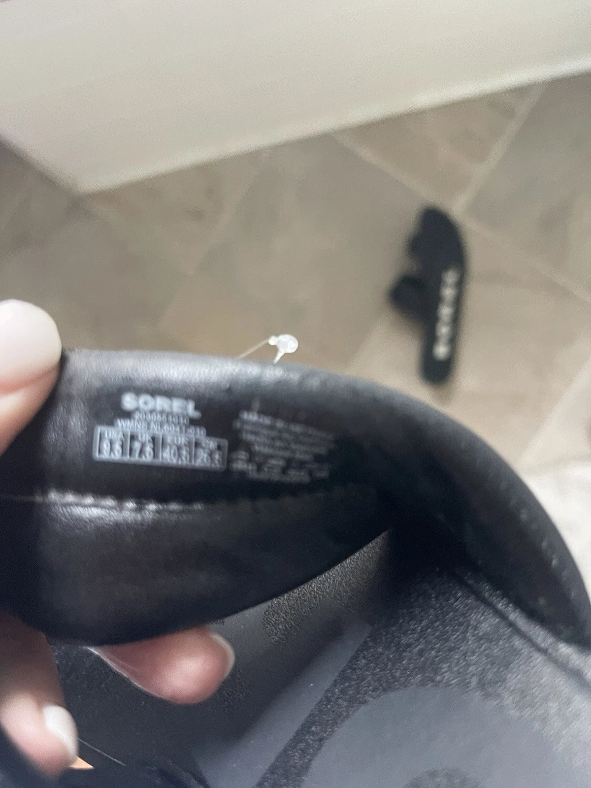 Sorel Size 9.5 Women’s Ella ll  Puff Slide Black Sandal Shoe Comfort