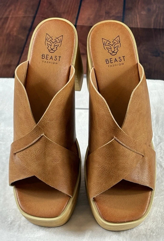 Beast Fashion Vicente 09 Criss Cross Slide Heeled Wooden Platform Sandal Sz 8.5