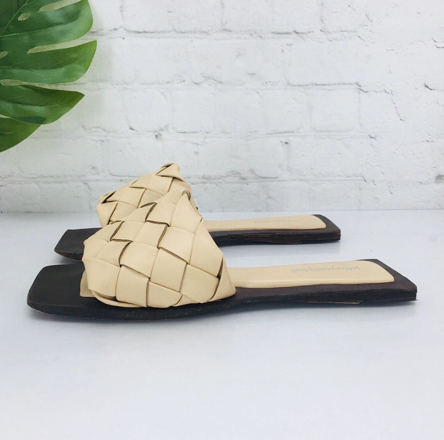 Jeffrey Campbell Womens Sandal Size 9/40 Costello Tan Woven Leather Slide