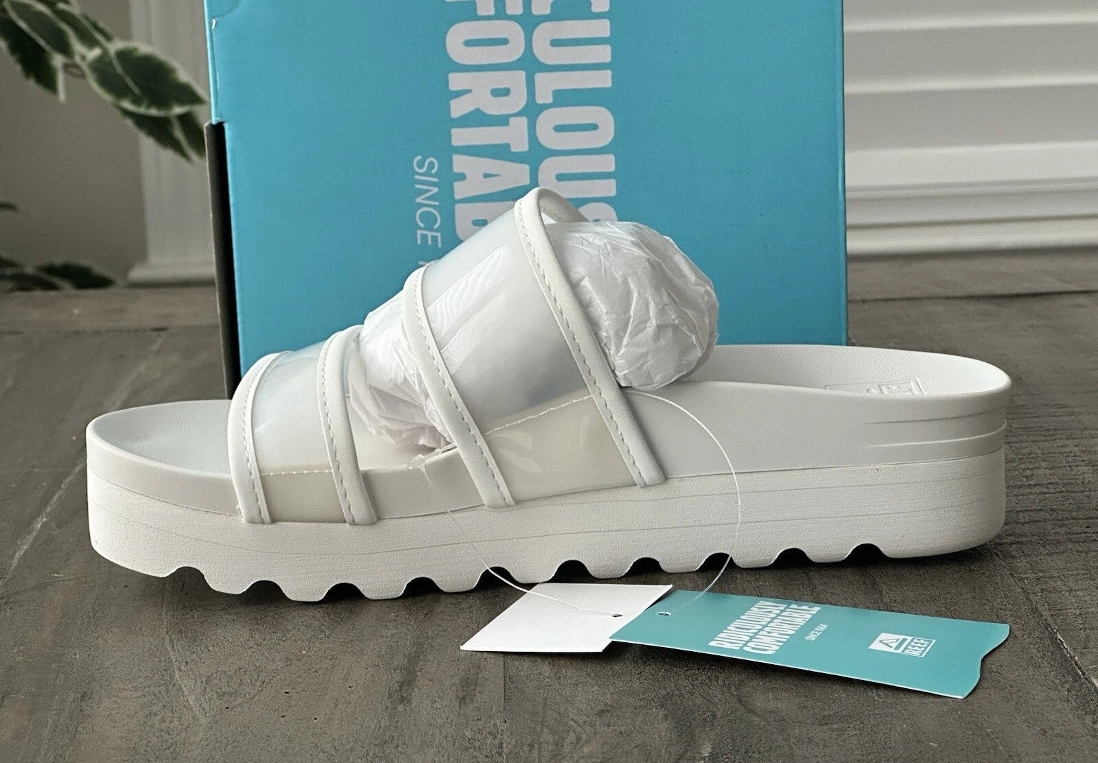 Reef Women's US 8 Vista Hi-Energy Cloud Transparent Slides, Style # CJ6852