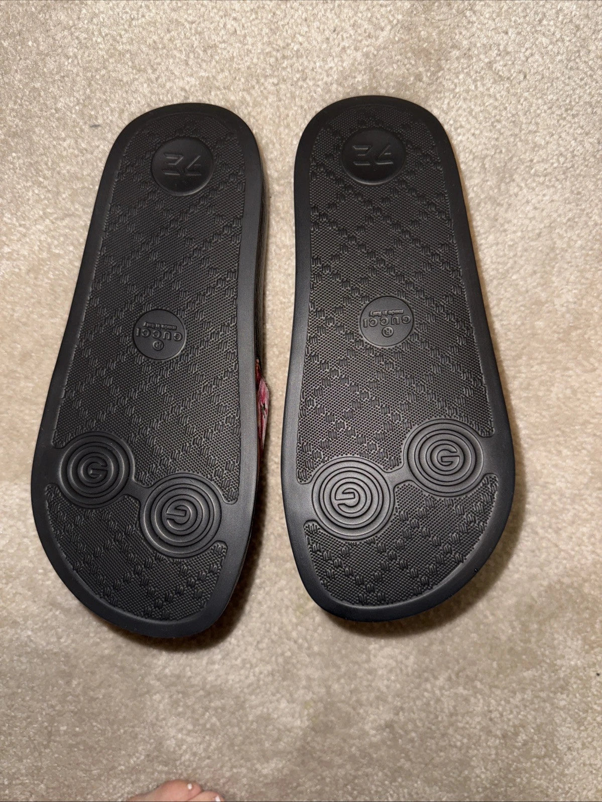 Gucci GG Bloom Supreme Floral Slides Sandals Womens EU 34 US 4- Authentic