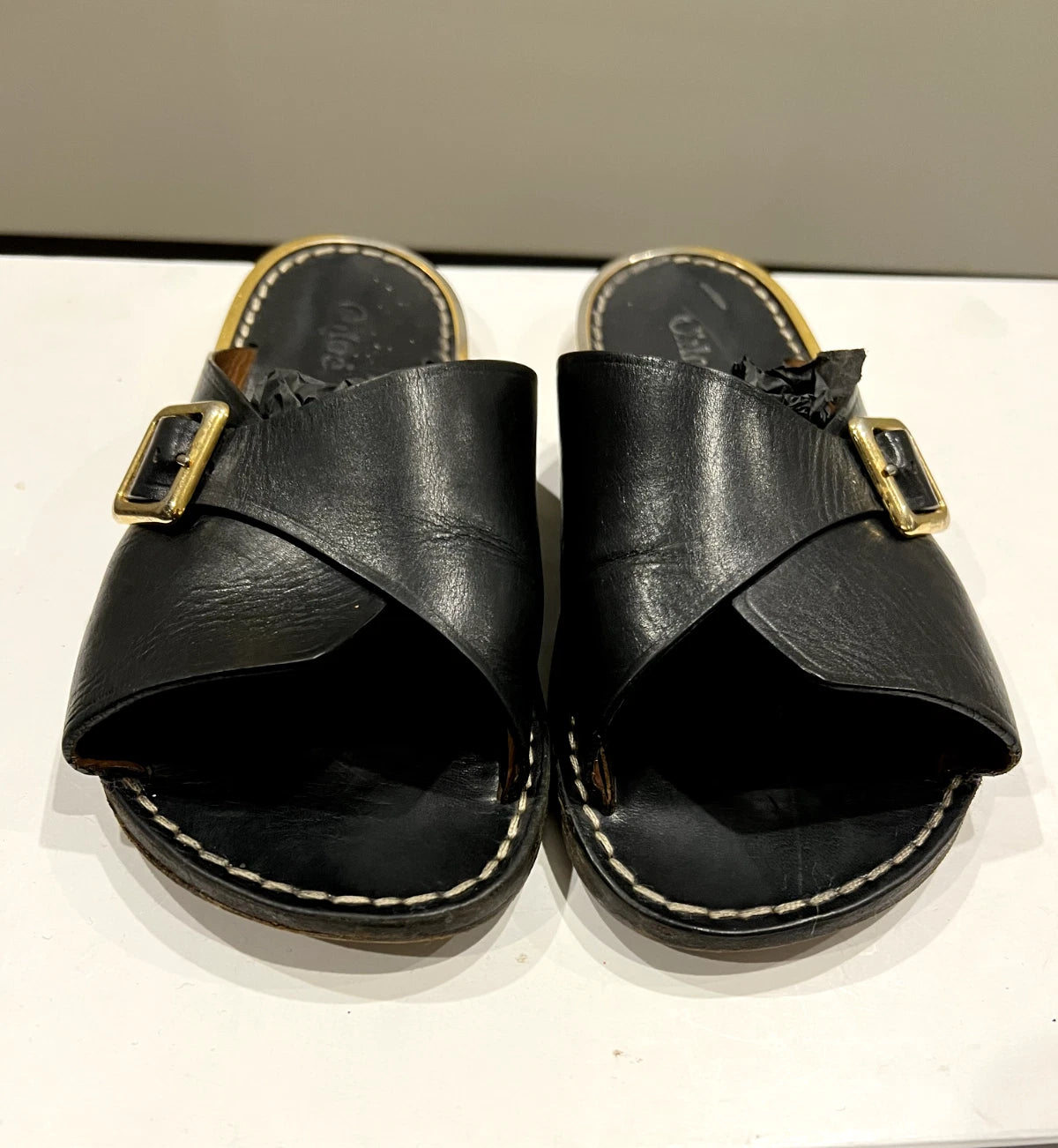 CHLOE Black Leather, 1 Buckle Slides, Sandals, Flats with Gold-tone Trim 36EU/5