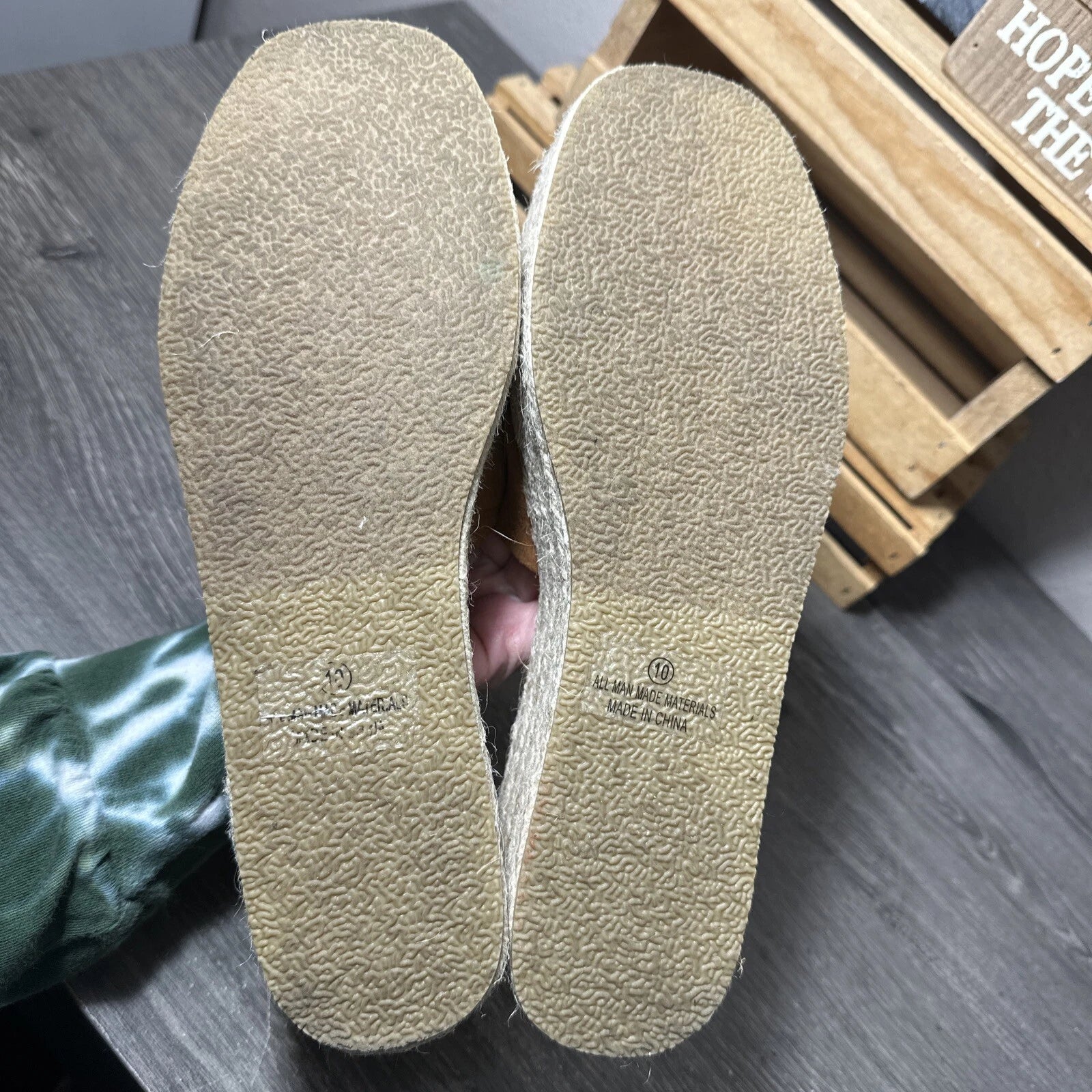 Lulu’s Rust Faux Suede Espadrille Platform Wedge Slides Sandals 10 PreOwned