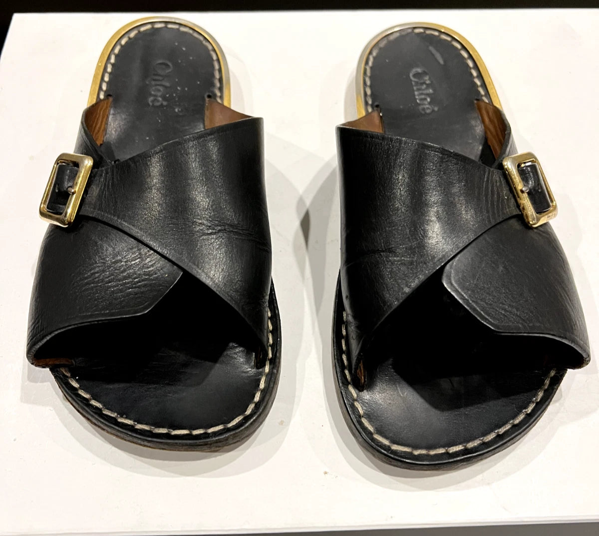 CHLOE Black Leather, 1 Buckle Slides, Sandals, Flats with Gold-tone Trim 36EU/5