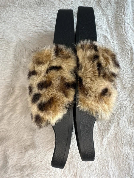 Steve Madden Leopard Faux Fur Slides Rubber Slip On Women’s Size 6 Small Plushy