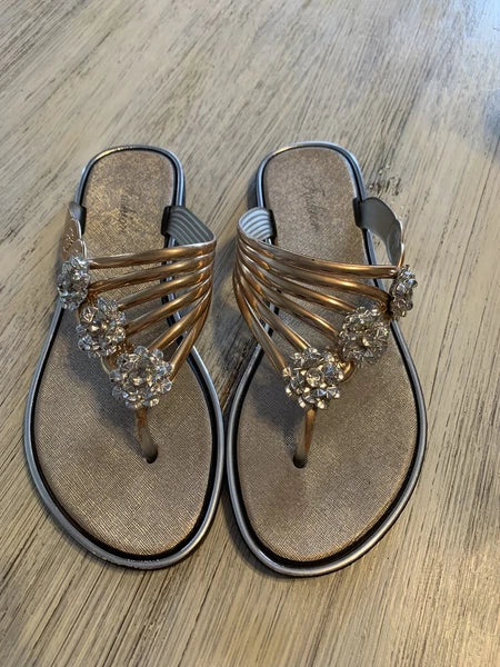 Summer Bling Sandles Flip Flops Womens Size 7.5  Sz EUR 40 Gold Silver Black