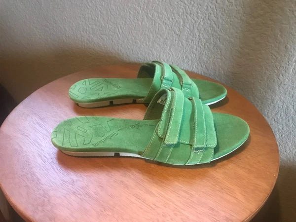 Rare New W/out Box Timberland Slide Sandals Womens Sz 9 Green Suede Adjustable