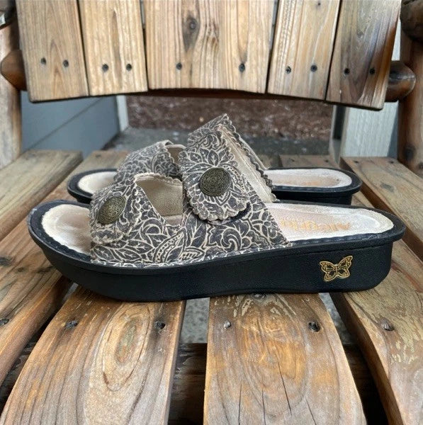 Algeria Leather Adjustable Slide Sandal Sandra Freedom Rock Comfort Brown Size 9