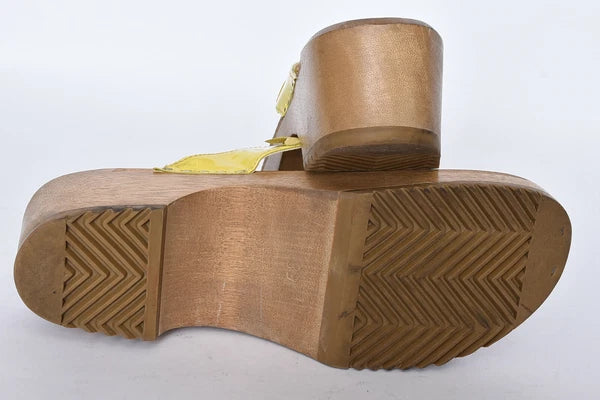 Hanna Andersson Womens Sz 39 Leather Yellow Flower Attache Wooden Heel Sandals