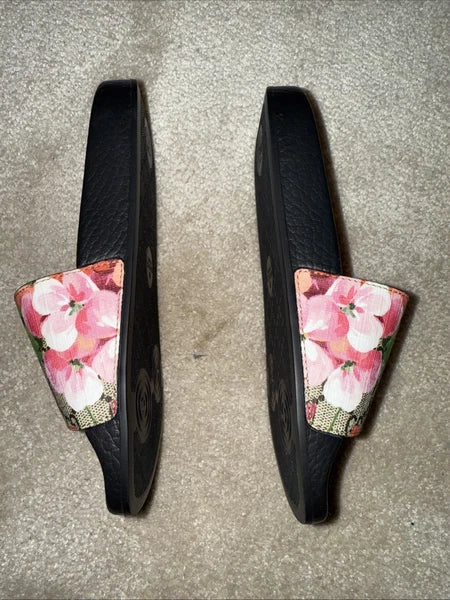 Gucci GG Bloom Supreme Floral Slides Sandals Womens EU 34 US 4- Authentic