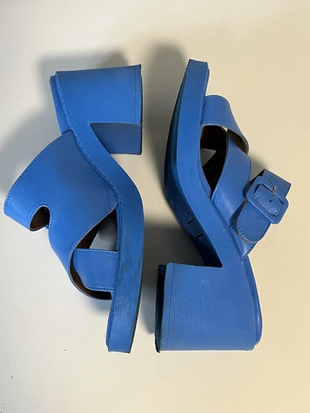 Bueno Leather Heeled Slide Sandals Milan style color blue EU40 US9.5 est 70s mod