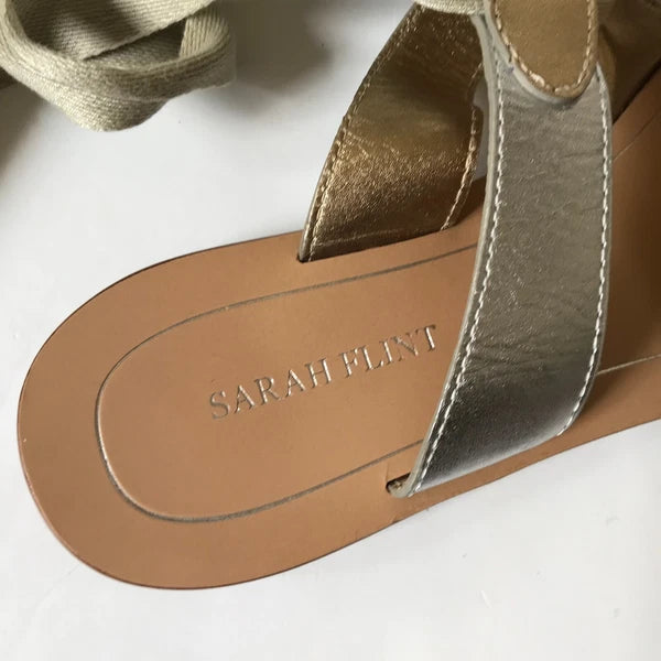 Sarah Flint Grear Gladiator Sandals Womens 38 8 Silver Gold Leather Lace Up Flat