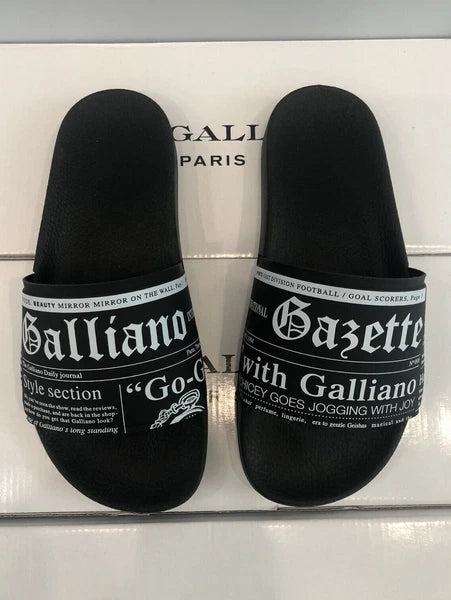 JOHN GALLIANO PARIS Newspaper Gazette Sea Sandals Beach Pool Slides EU 39 *Italy