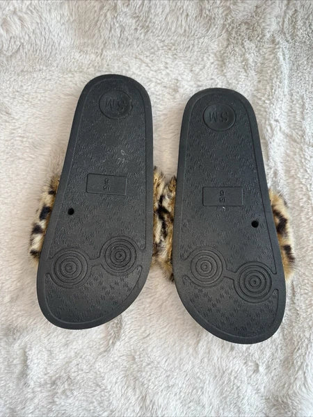 Steve Madden Leopard Faux Fur Slides Rubber Slip On Women’s Size 6 Small Plushy