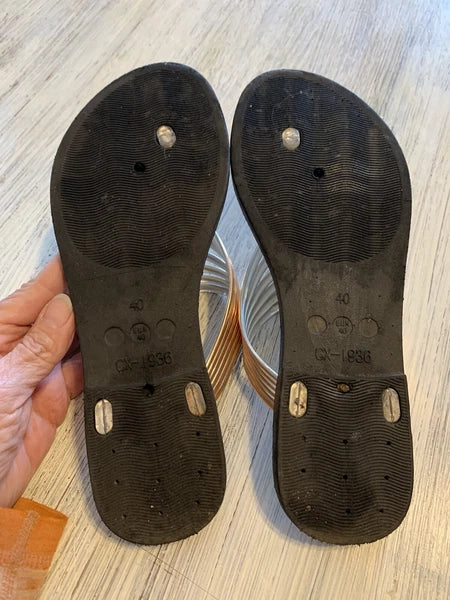 Summer Bling Sandles Flip Flops Womens Size 7.5  Sz EUR 40 Gold Silver Black