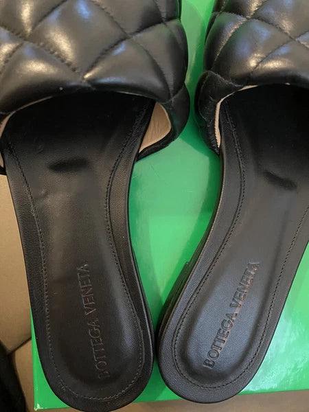 BOTTEGA VENETA Quilted Padded Flat Sandals In Black Leather 37.
