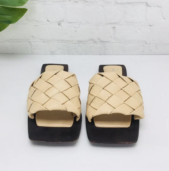 Jeffrey Campbell Womens Sandal Size 9/40 Costello Tan Woven Leather Slide