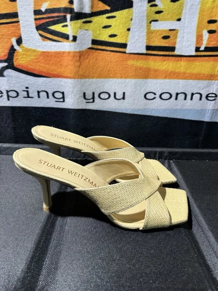 Stuart Weitzman Women's Carmen Sandal in Wheat Size 10B