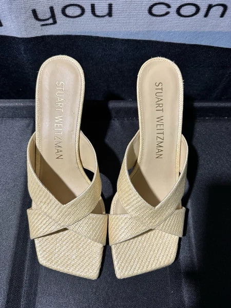 Stuart Weitzman Women's Carmen Sandal in Wheat Size 10B