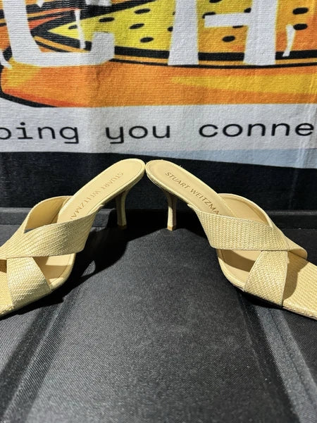 Stuart Weitzman Women's Carmen Sandal in Wheat Size 10B