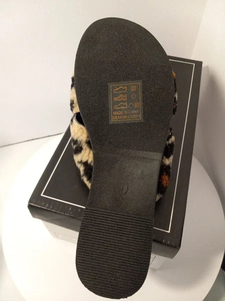 Qupid Karzen 36  Style Woman Leopard Sandals  various Size available